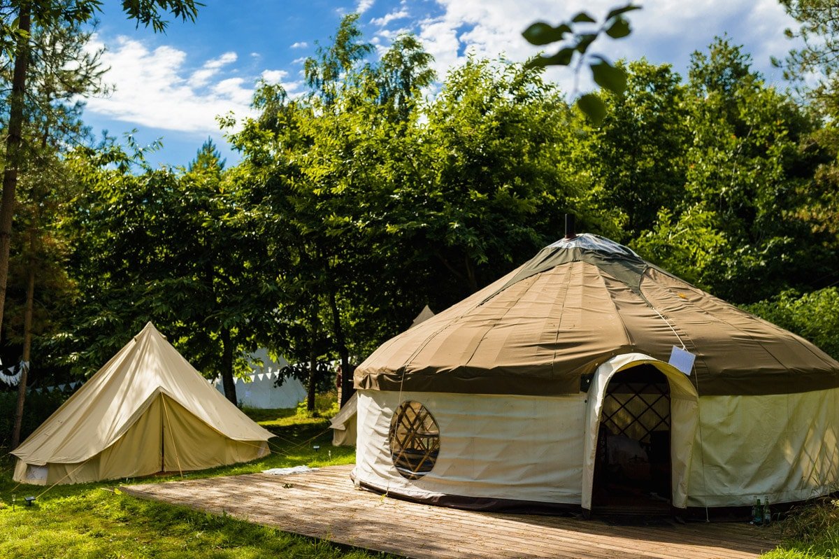 woodland-tipis-and-yurts-wedding-48